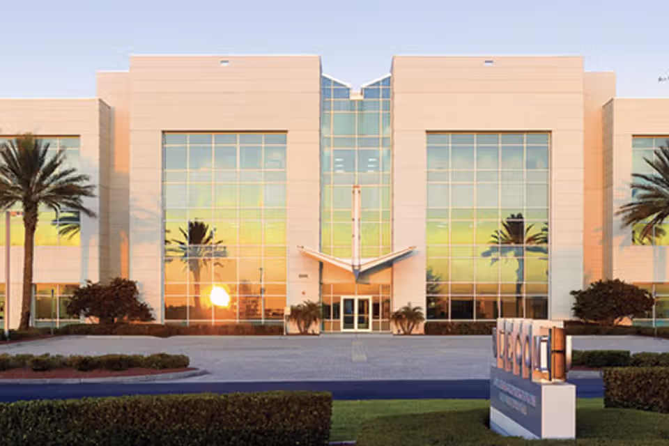 Explore FSC–LECOM Early Acceptance Programs