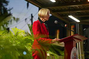 Dr. Kerr speaking at podium