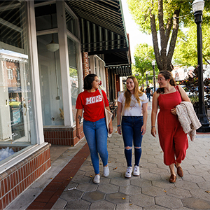 Florida Southern College students walking in downtown Lakeland.nts