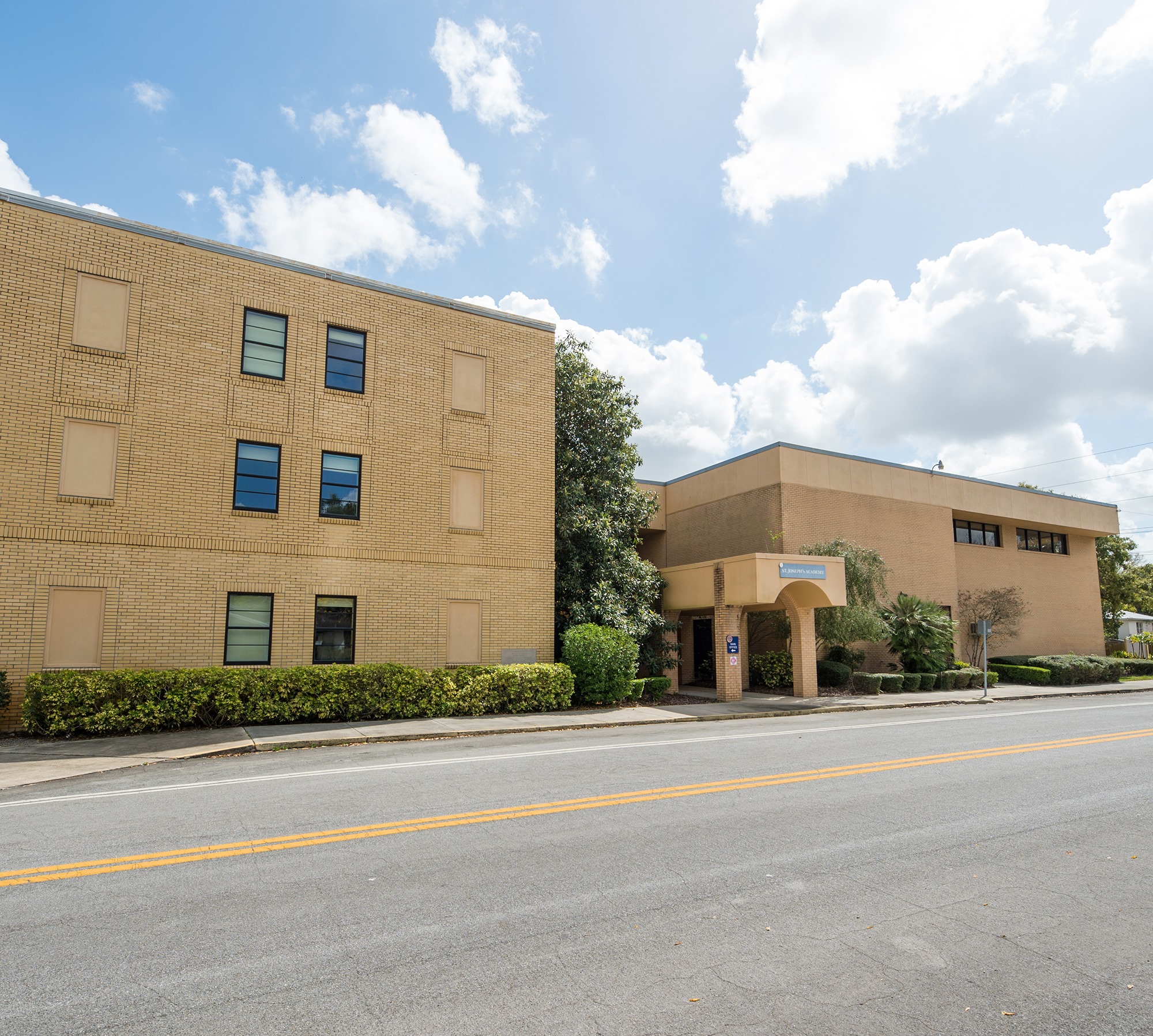 Graduate Nursing Building